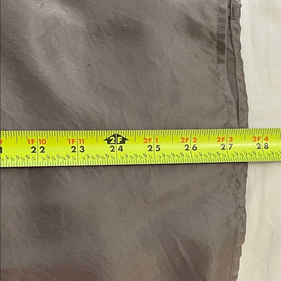 CABi Grey Silk Sleeveless Tank Top Blouse Womens Size Large - Picture 8 of 11